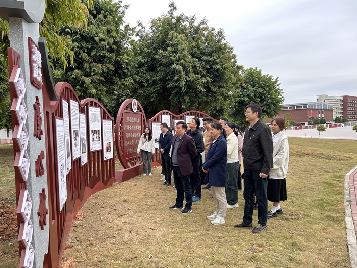 英国上市公司365