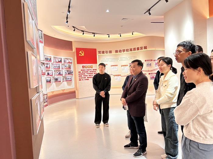 英国上市公司365