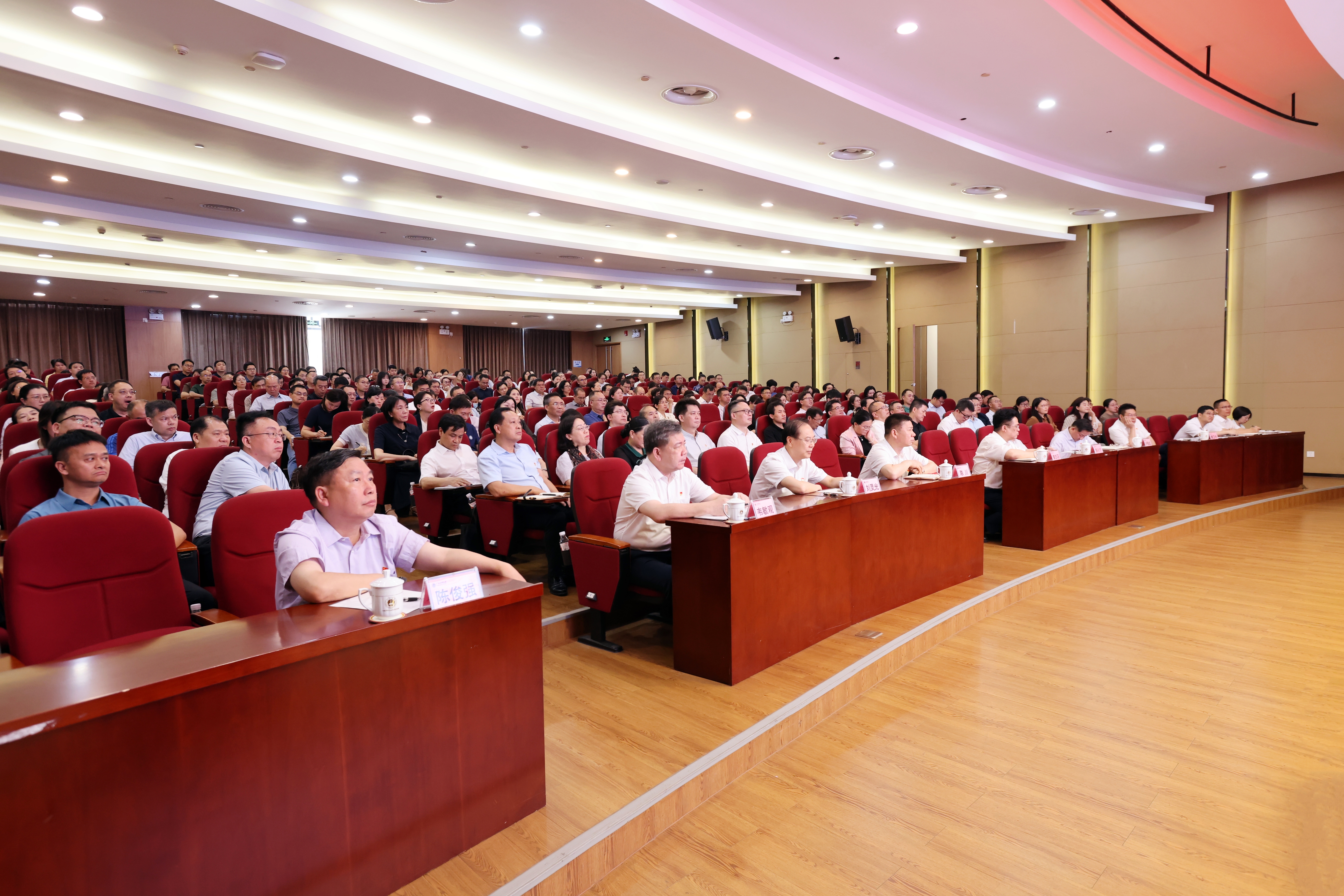 微信图片_20250509154756.jpg 英国上市公司365